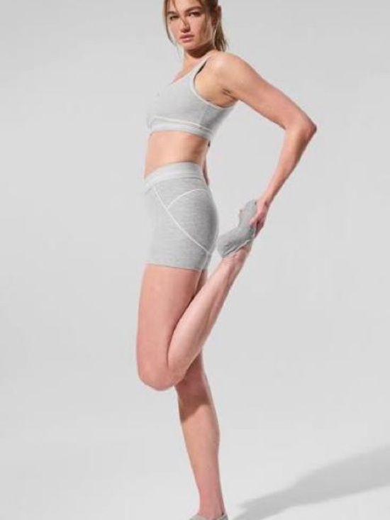 ALO Yoga Pants - Alo Soft heart throb short